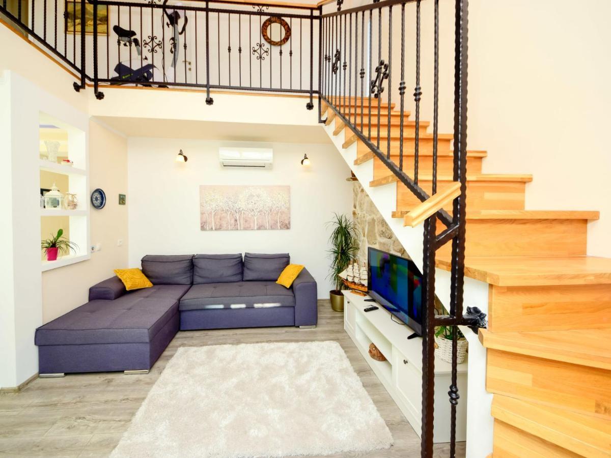 Holiday Home Lara By Interhome أوميس المظهر الخارجي الصورة
